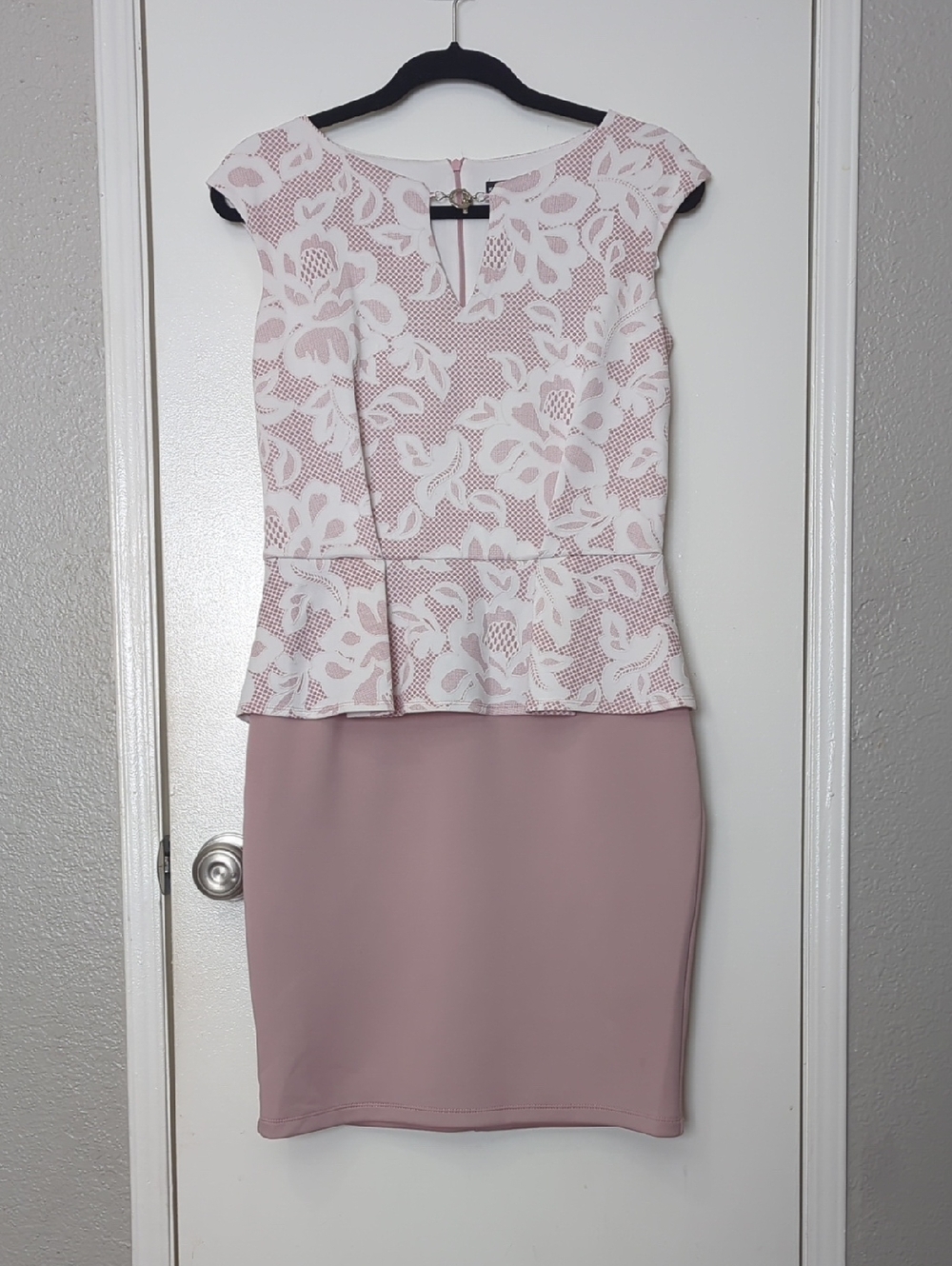 Two-Tone Lace Peplum Midi Dress in Dusty Rose